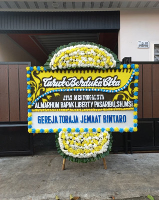 Papan Bunga Duka di Kedung Halang