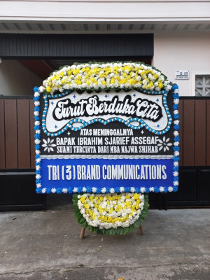 Papan Bunga Duka di Kedung Halang